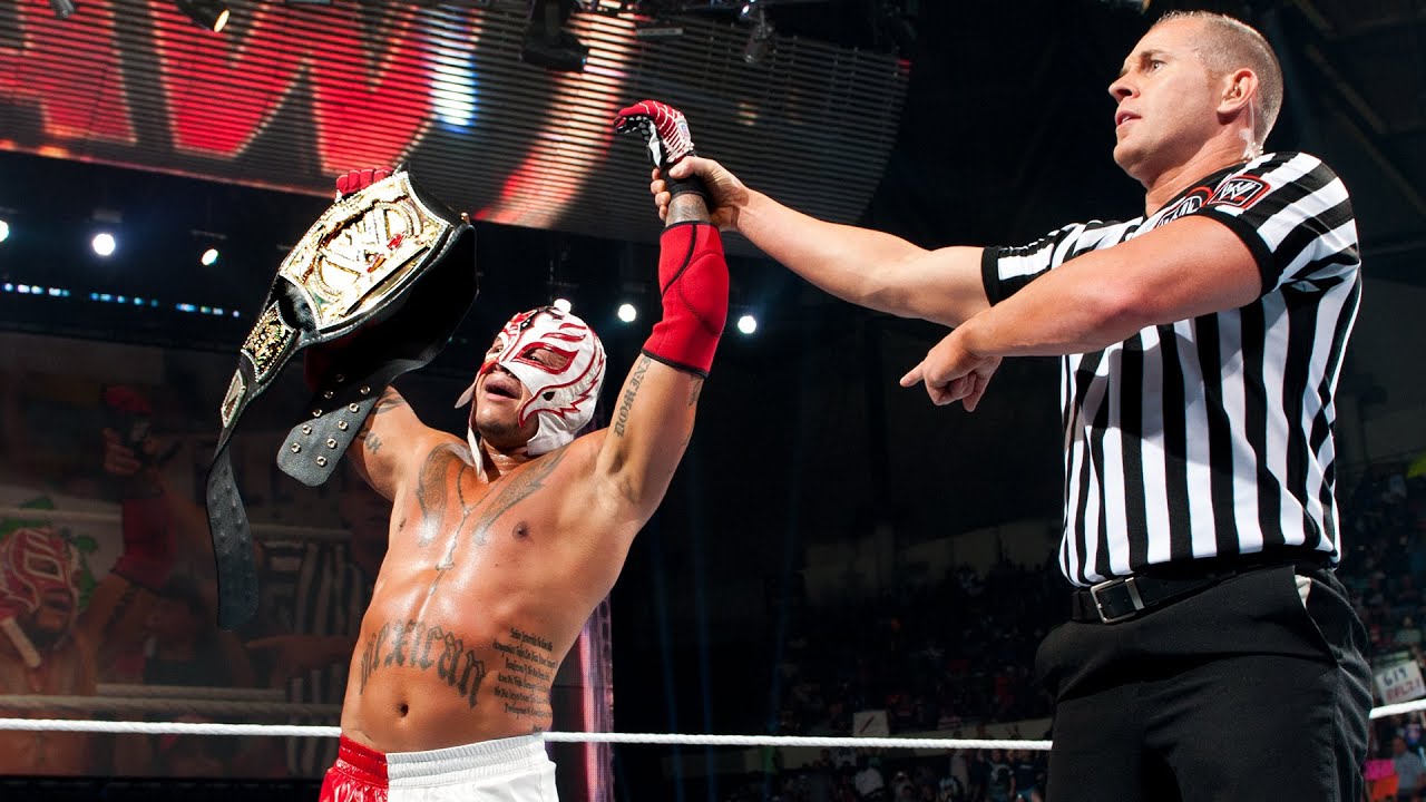 Positive Sign For Rey Mysterio Returning; Photo Of Rollins’ Back After Raw