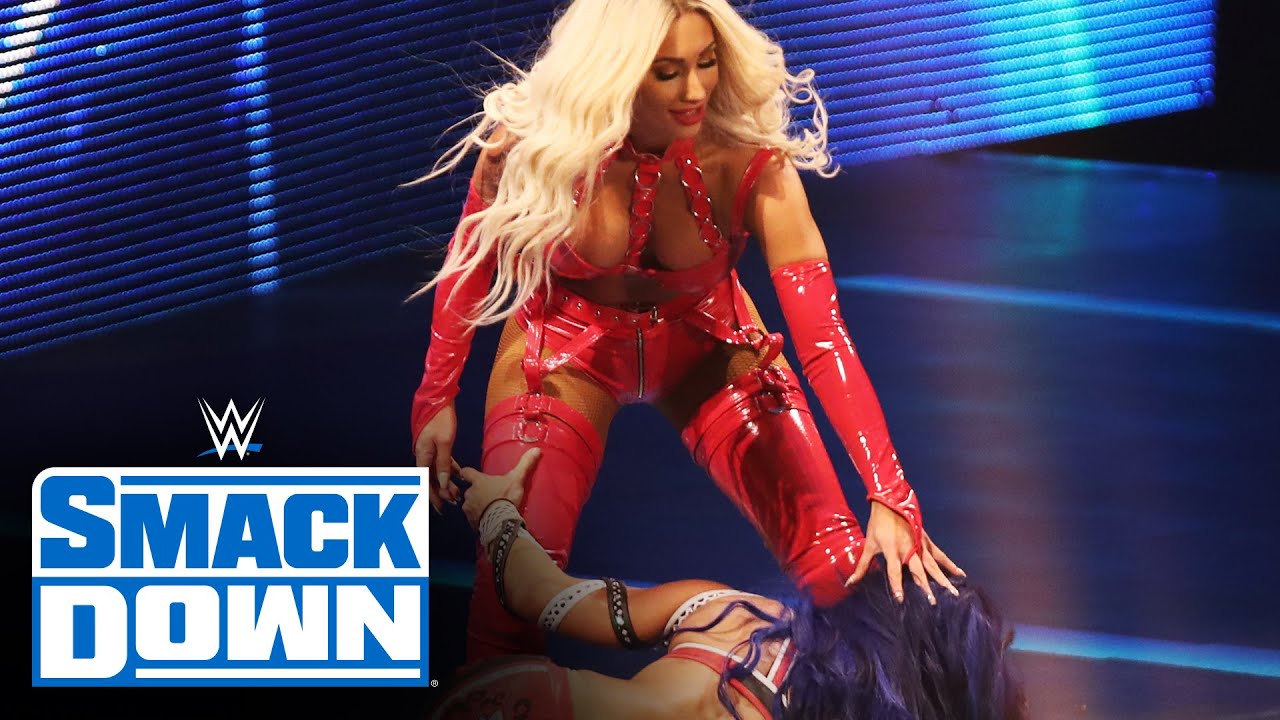 Carmella Returns To SmackDown And Attacks Sasha Banks